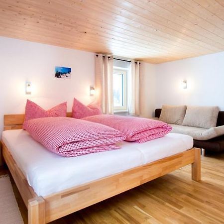 شقة Haus Gaudenz Warth  الغرفة الصورة